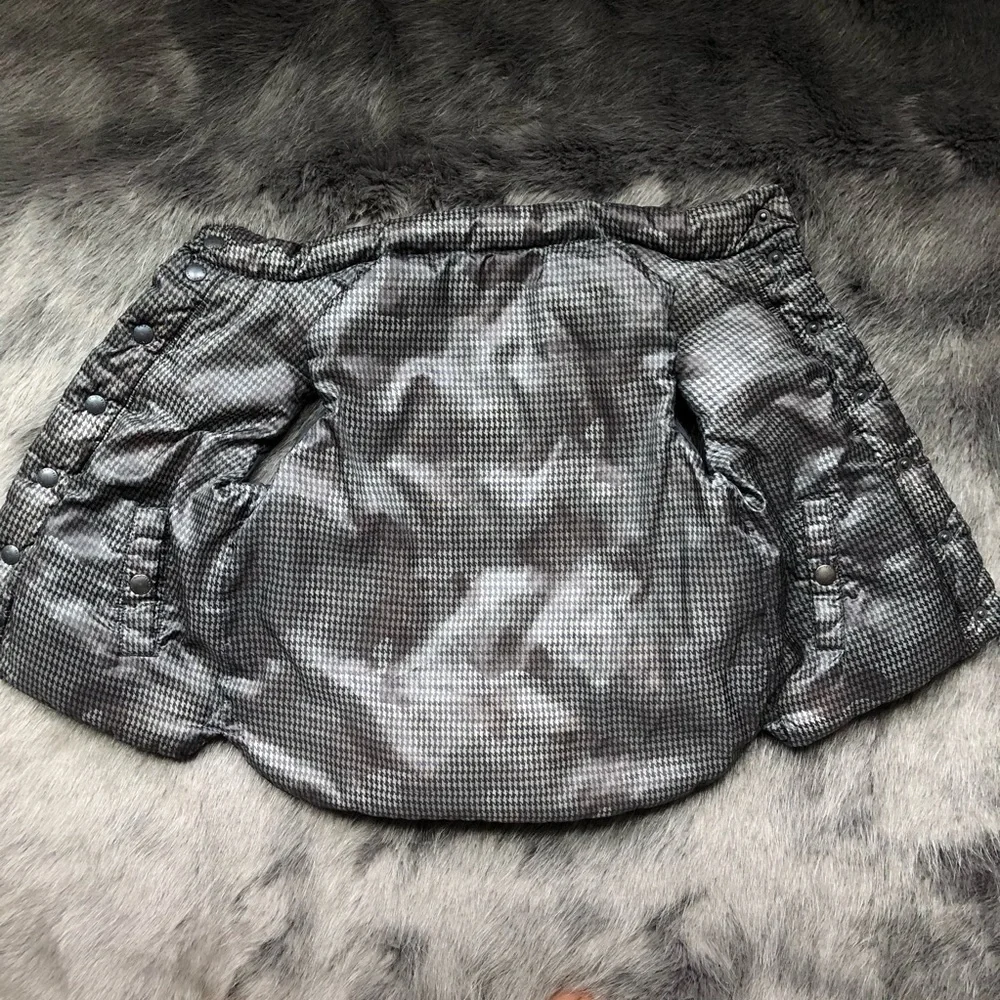 Gap puffer double sided vest